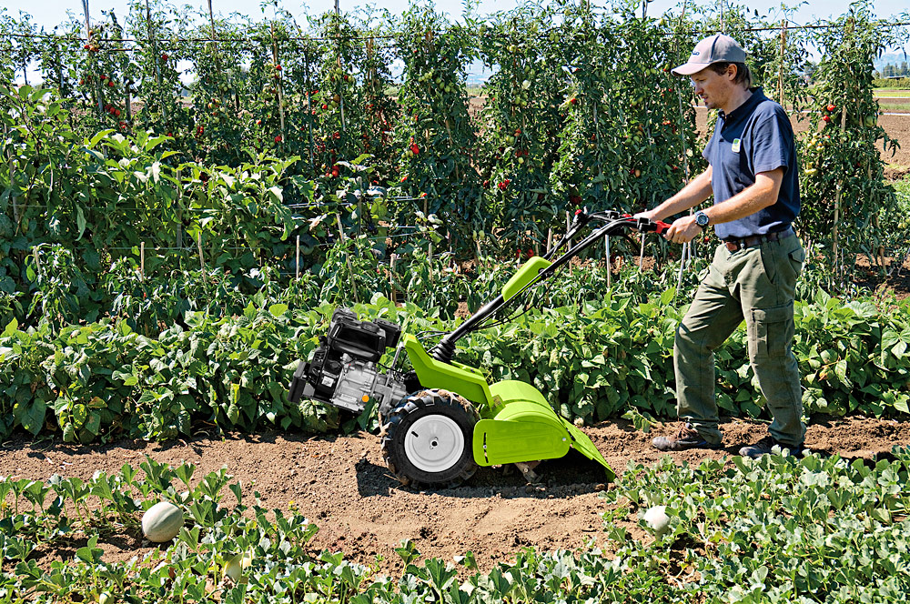 MOTOCULTEUR GRILLO G45 EN ACTION