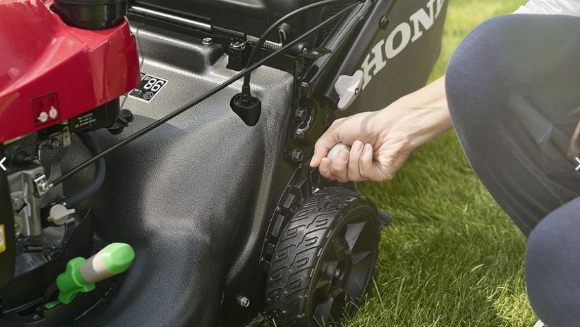 TONDEUSE THERMIQUE HONDA HRN 536 VYEA ZOOM